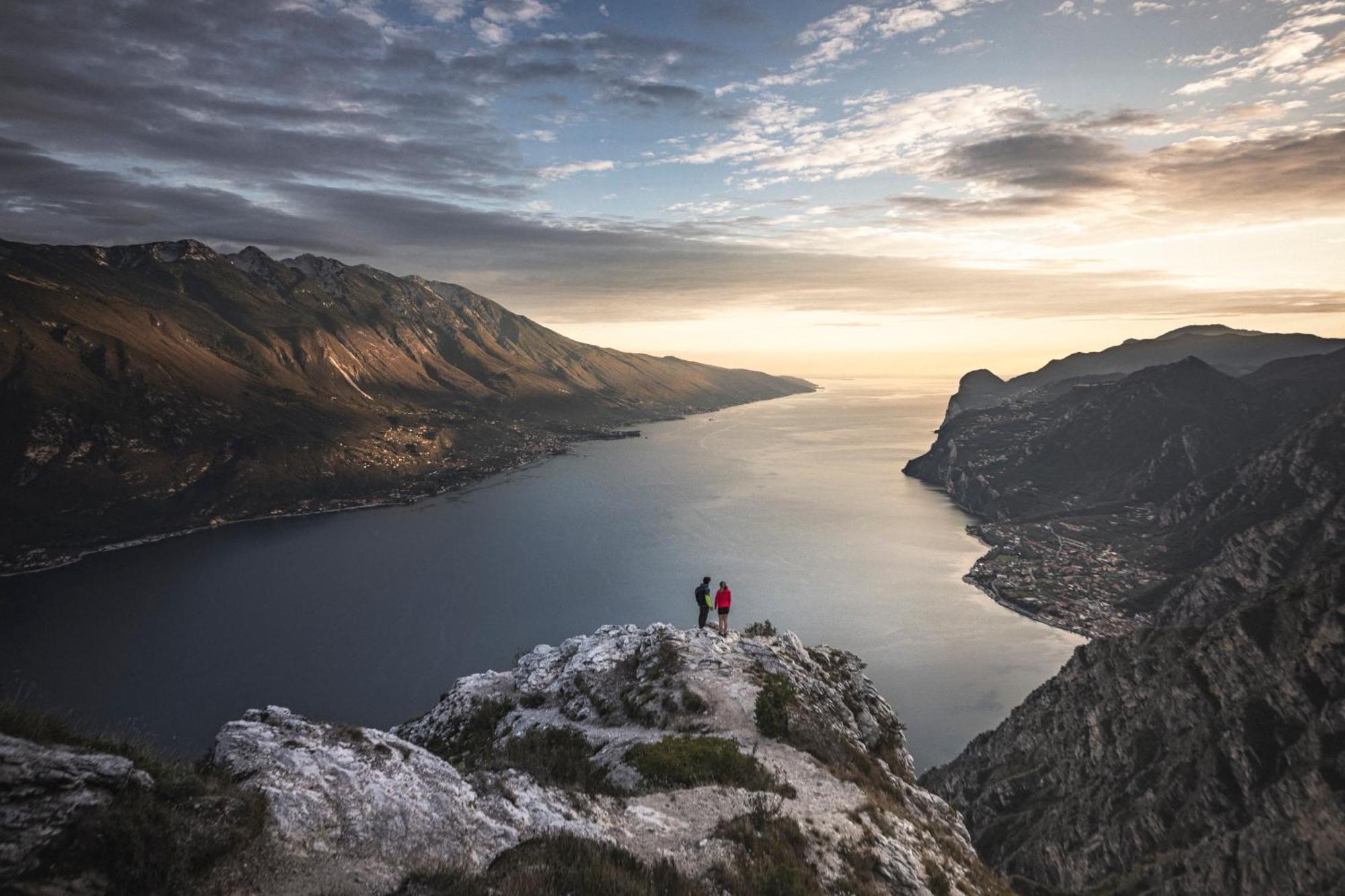Hotel Villa Alberta Nago-Torbole Bagian luar foto
